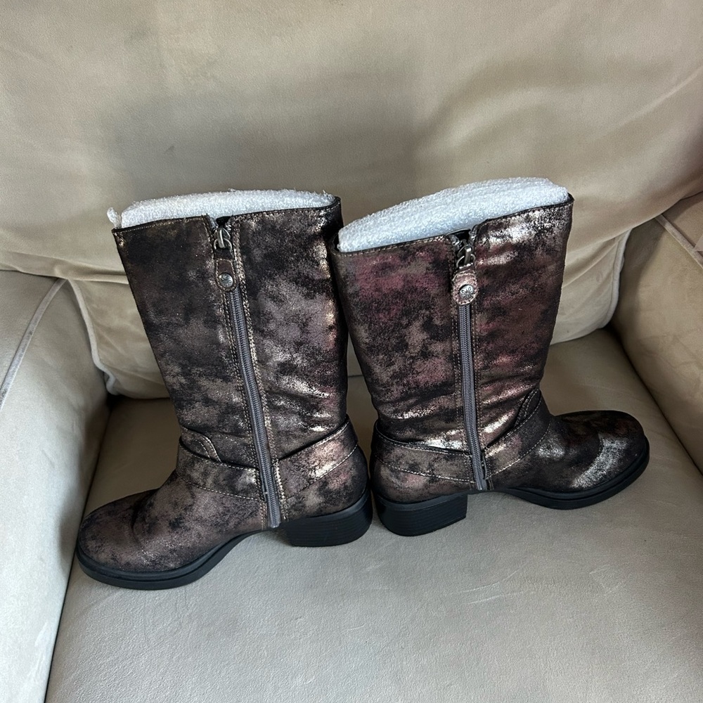 Simply Vera Wang Boots - Picture 4 of 14